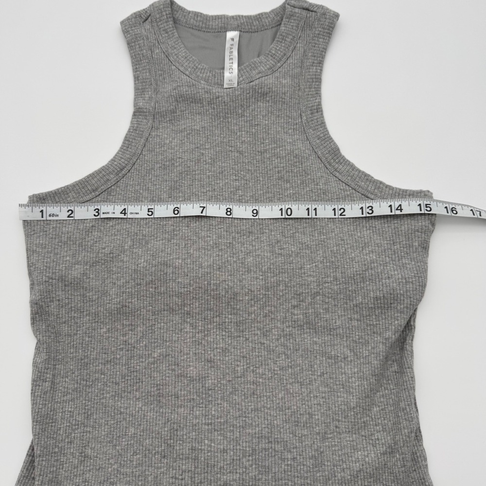 Fabletics Heather Gray Ribbed Racerback Tank Top Built-In Shelf Bra XL - Picture 7 of 8